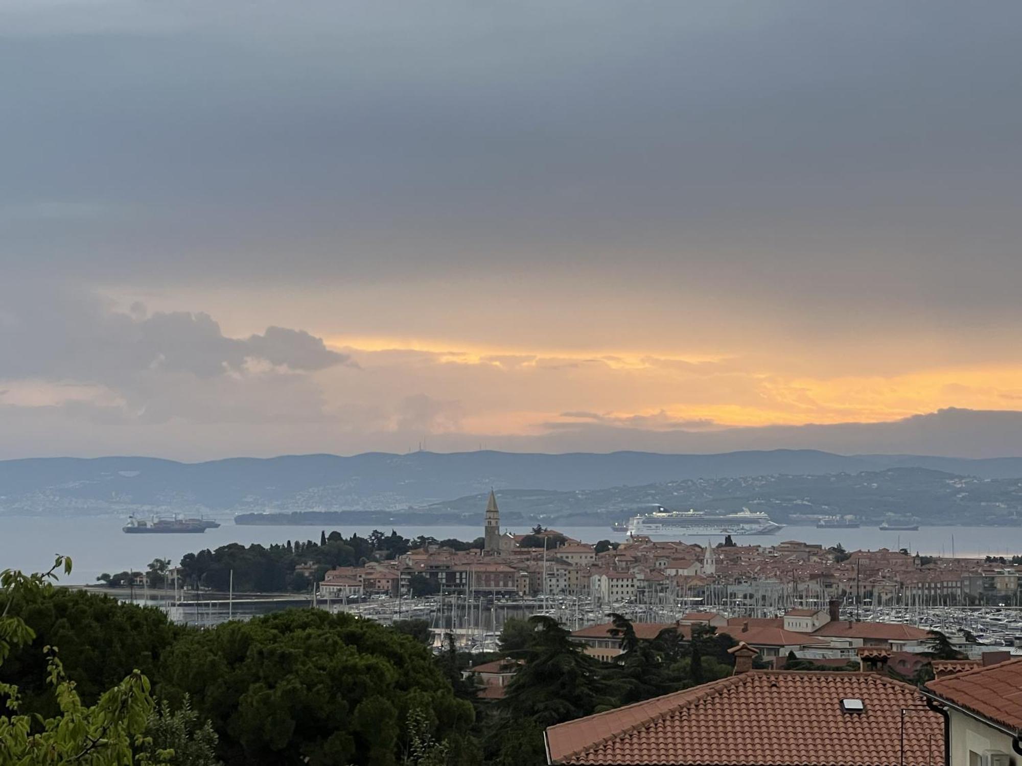 Magnolia Apartments Izola Eksteriør bilde